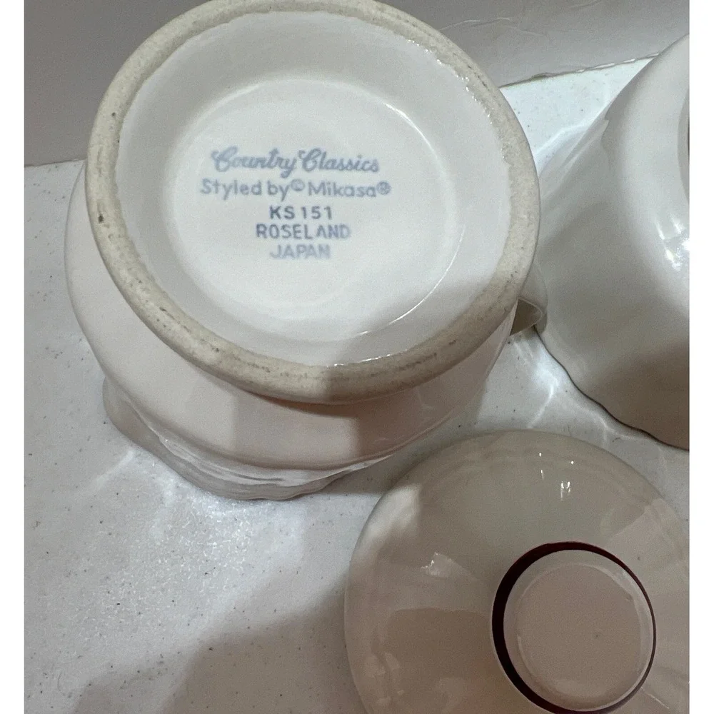 VINTAGE MIKASA COUNTRY CLASSICS Roseland Japan KS151‎ CREAMER & SUGAR Set
